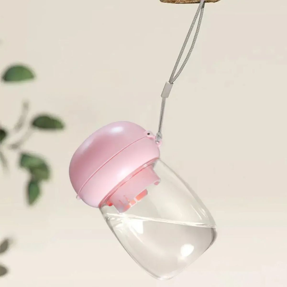 Portable Pet Water Bottle for Dogs & Cats – Leakproof Travel Cup with Lanyard (300ml / 550ml)